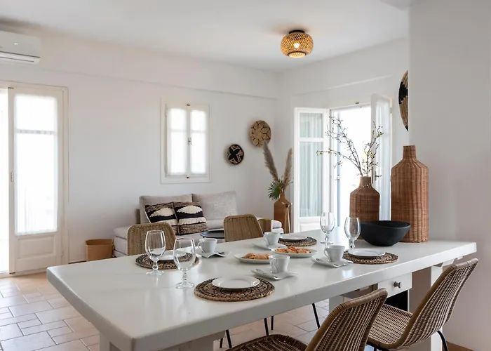 בית נופש Aeolus נאוסה